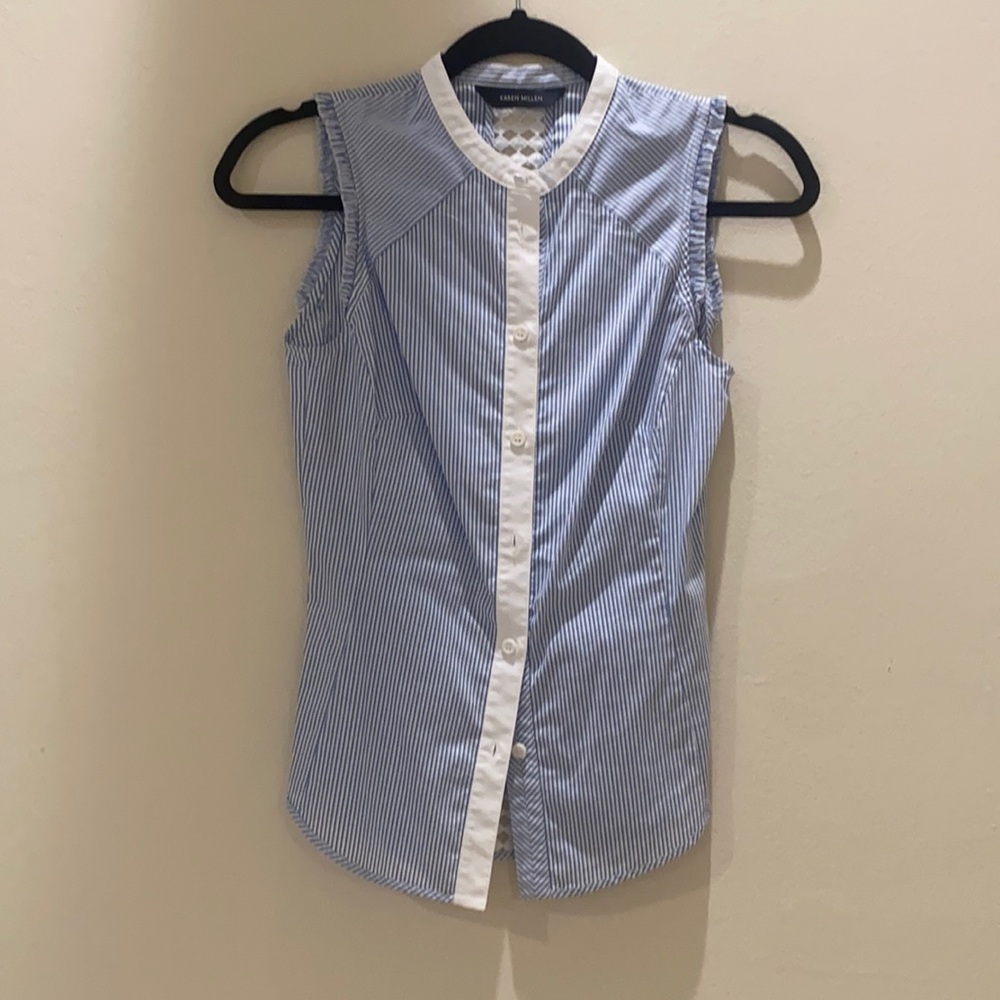 Sleeveless top with lace details